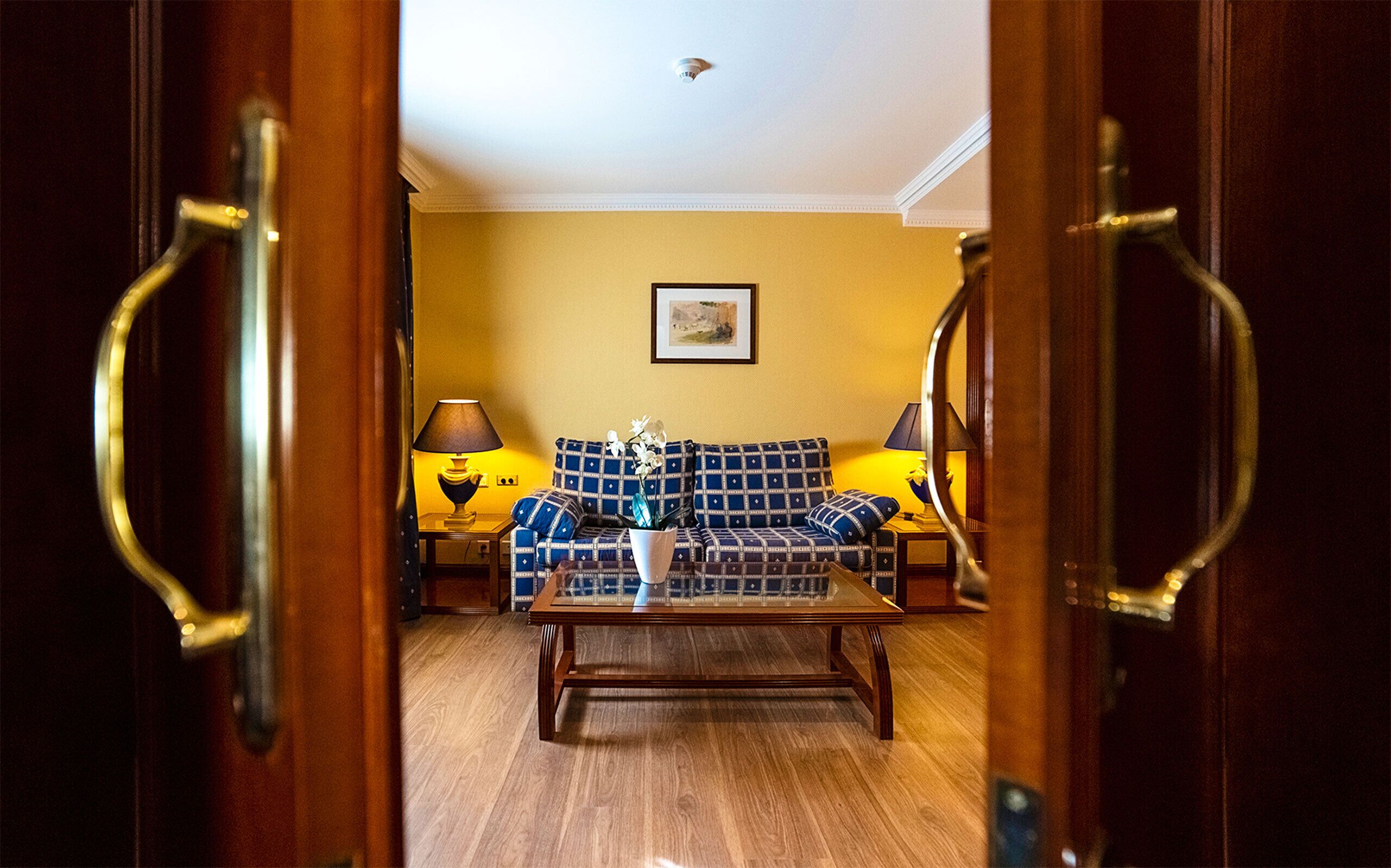 presidential suite | living area | tv