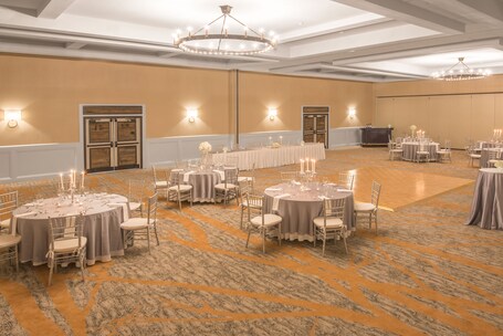 Crowne Plaza Resort Asheville, an IHG Hotel - Image 37