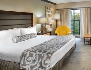 In-room safe, desk, laptop workspace, iron/ironing board