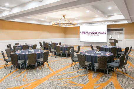 Crowne Plaza Resort Asheville, an IHG Hotel - Image 56