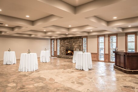 Crowne Plaza Resort Asheville, an IHG Hotel - Image 26