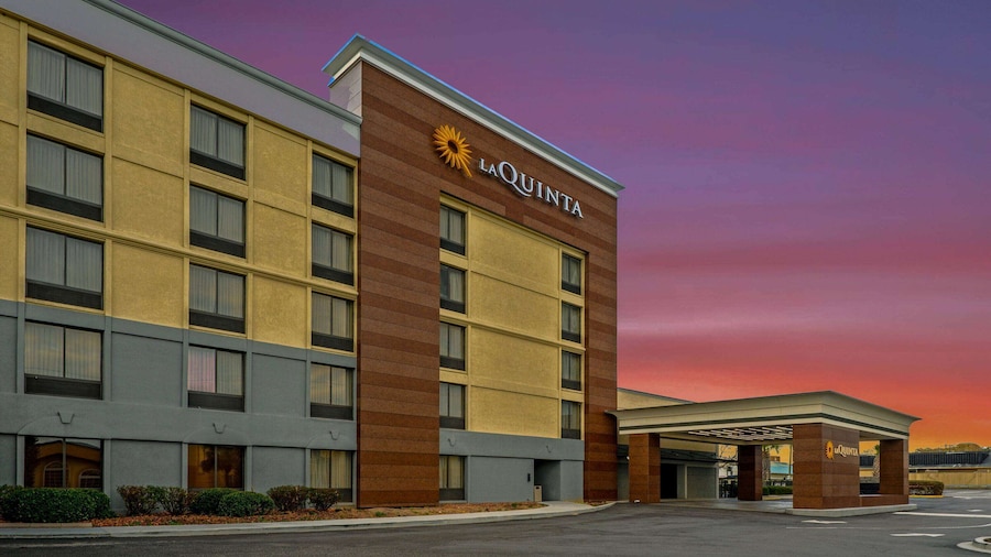 La Quinta Inn by Wyndham Columbia SE / Fort Jackson