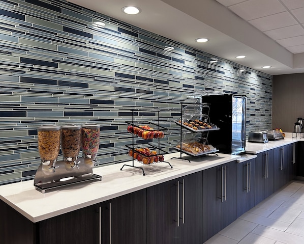 Free daily full breakfast