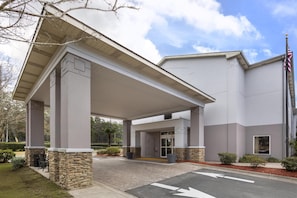 Exterior - Best Western Plus Tallahassee North Hotel (Tallahassee)