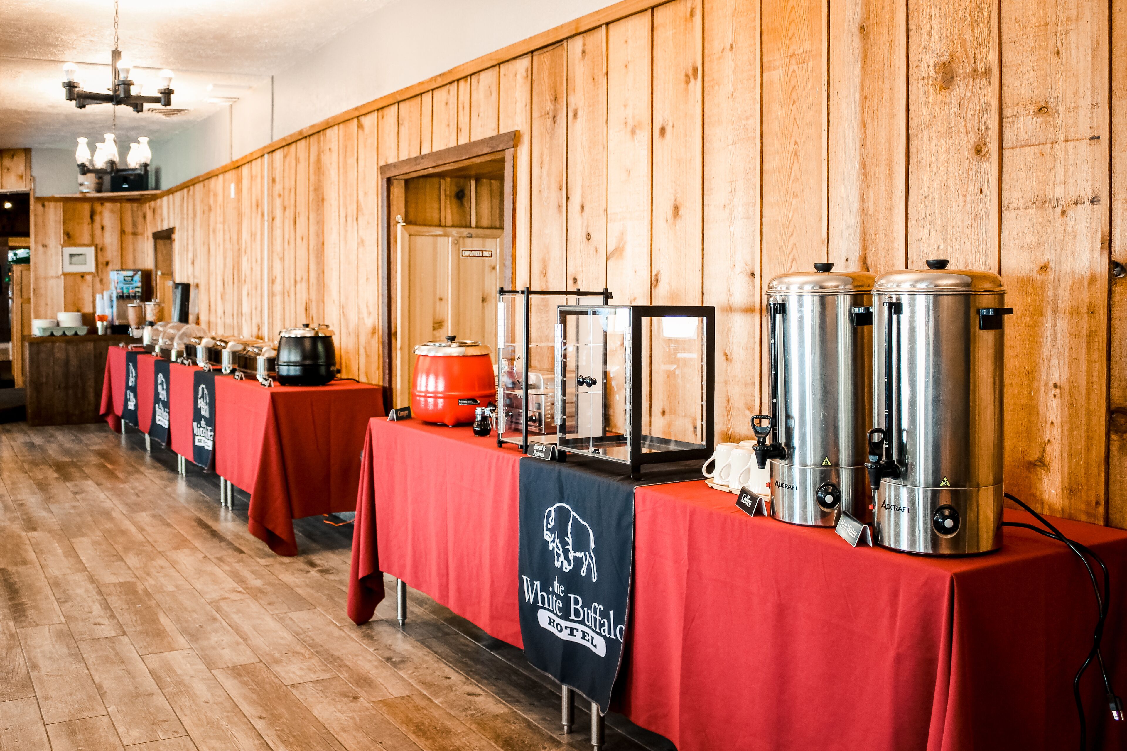 Foto - White Buffalo Hotel