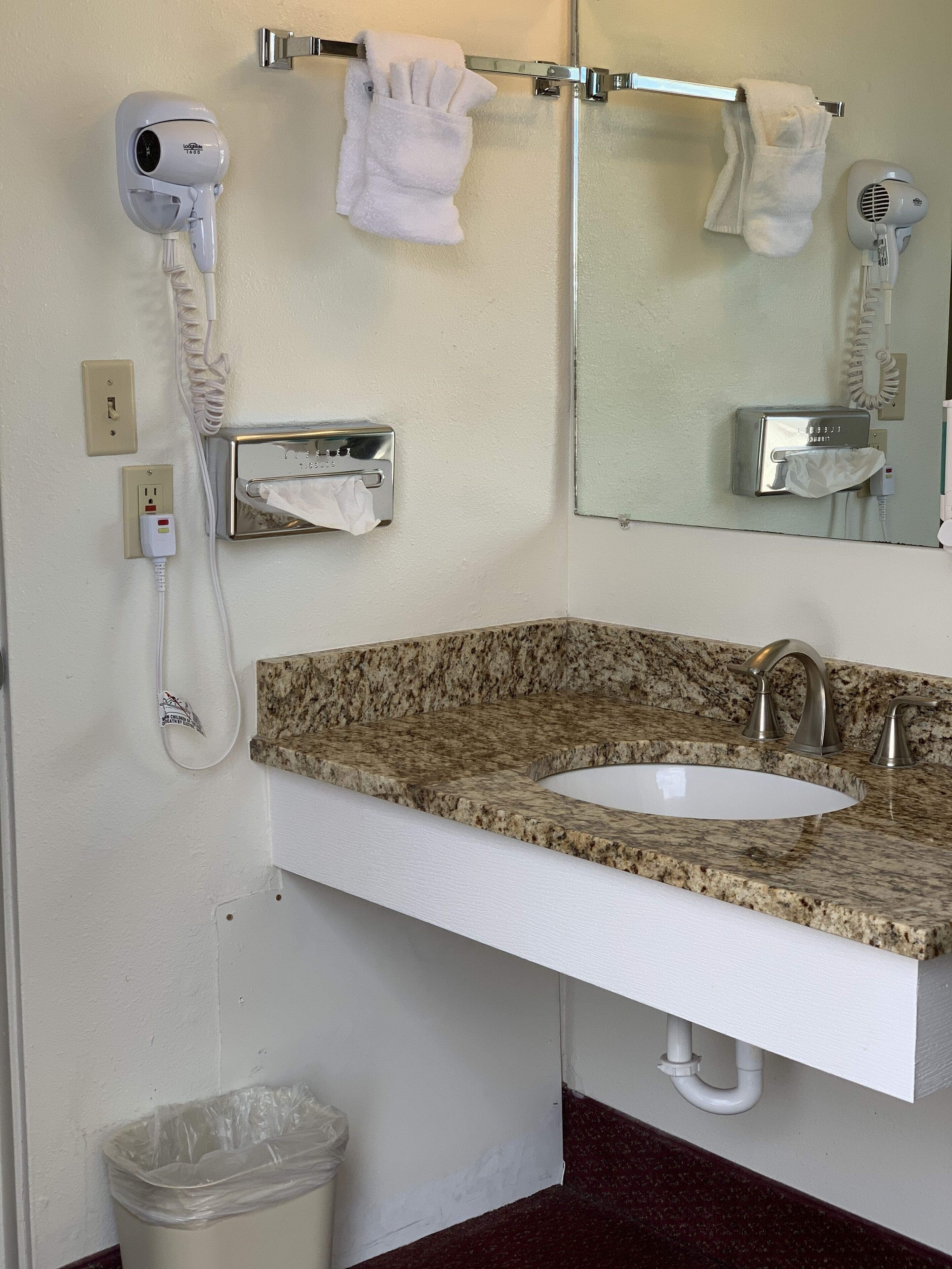 Photo - White Buffalo Hotel