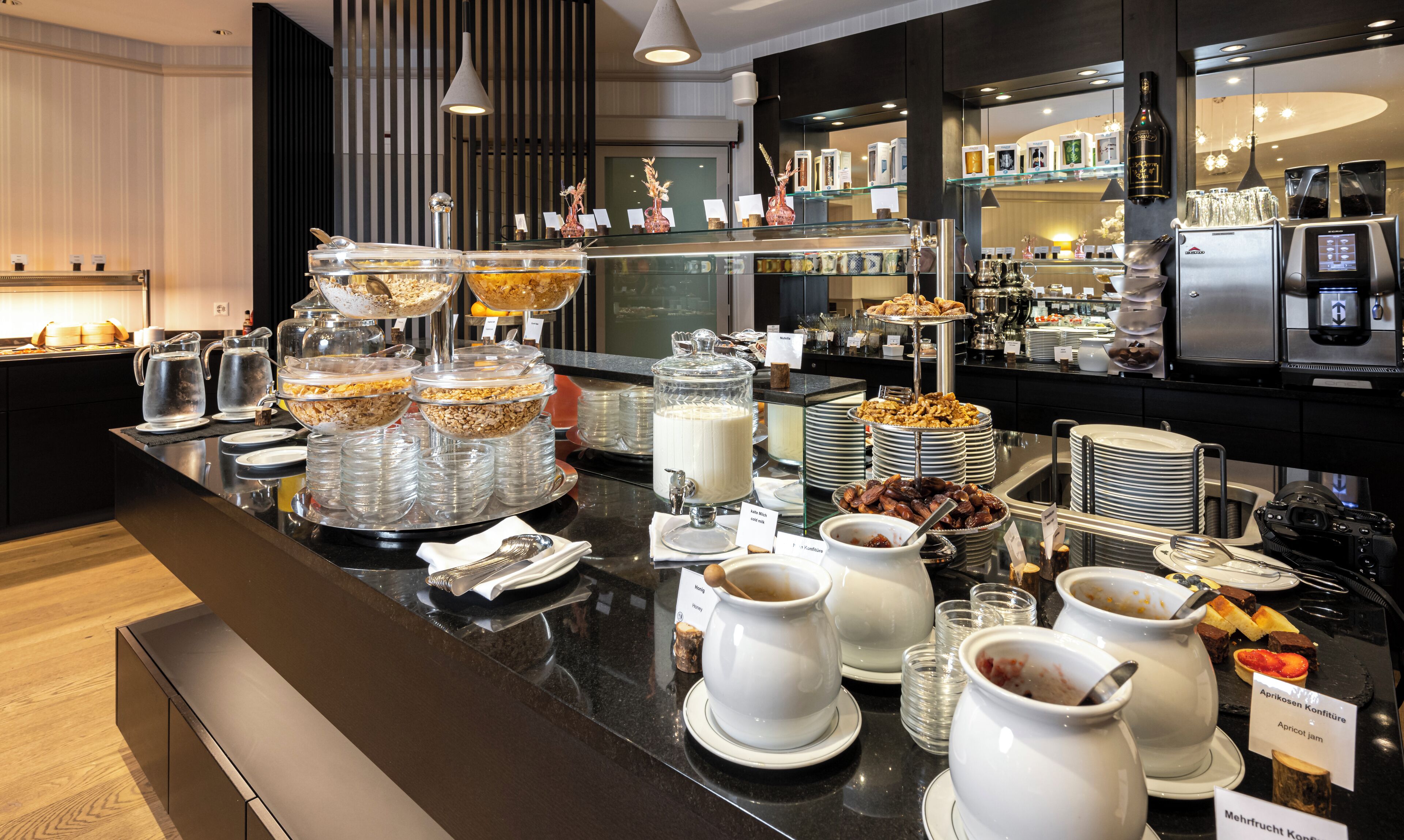 daily continental breakfast for a fee