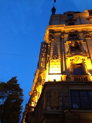 Front of property - evening/night