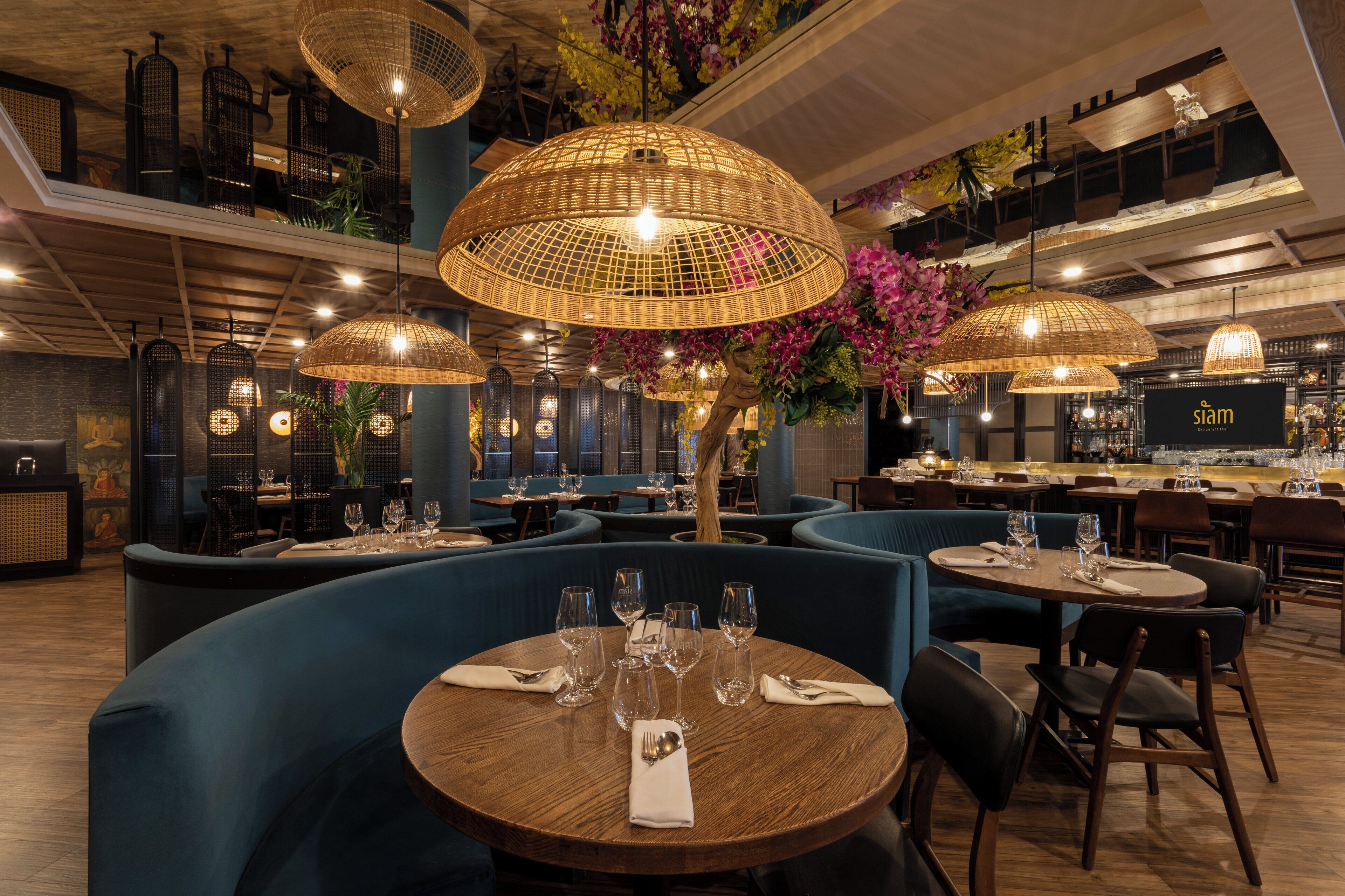 Breakfast, lunch, dinner served; local cuisine 