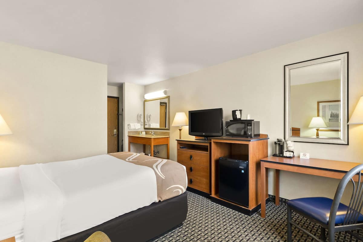 In-room safe, blackout drapes, iron/ironing board