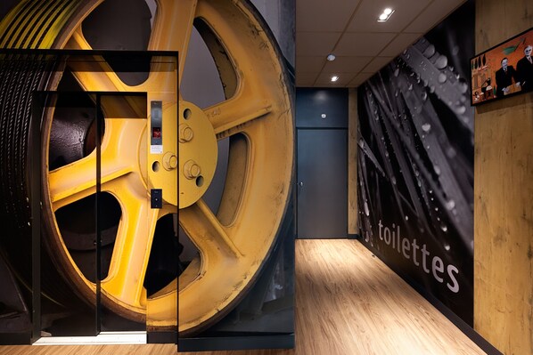Elevator