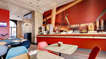 Daily buffet breakfast (EUR 12.5 per person)