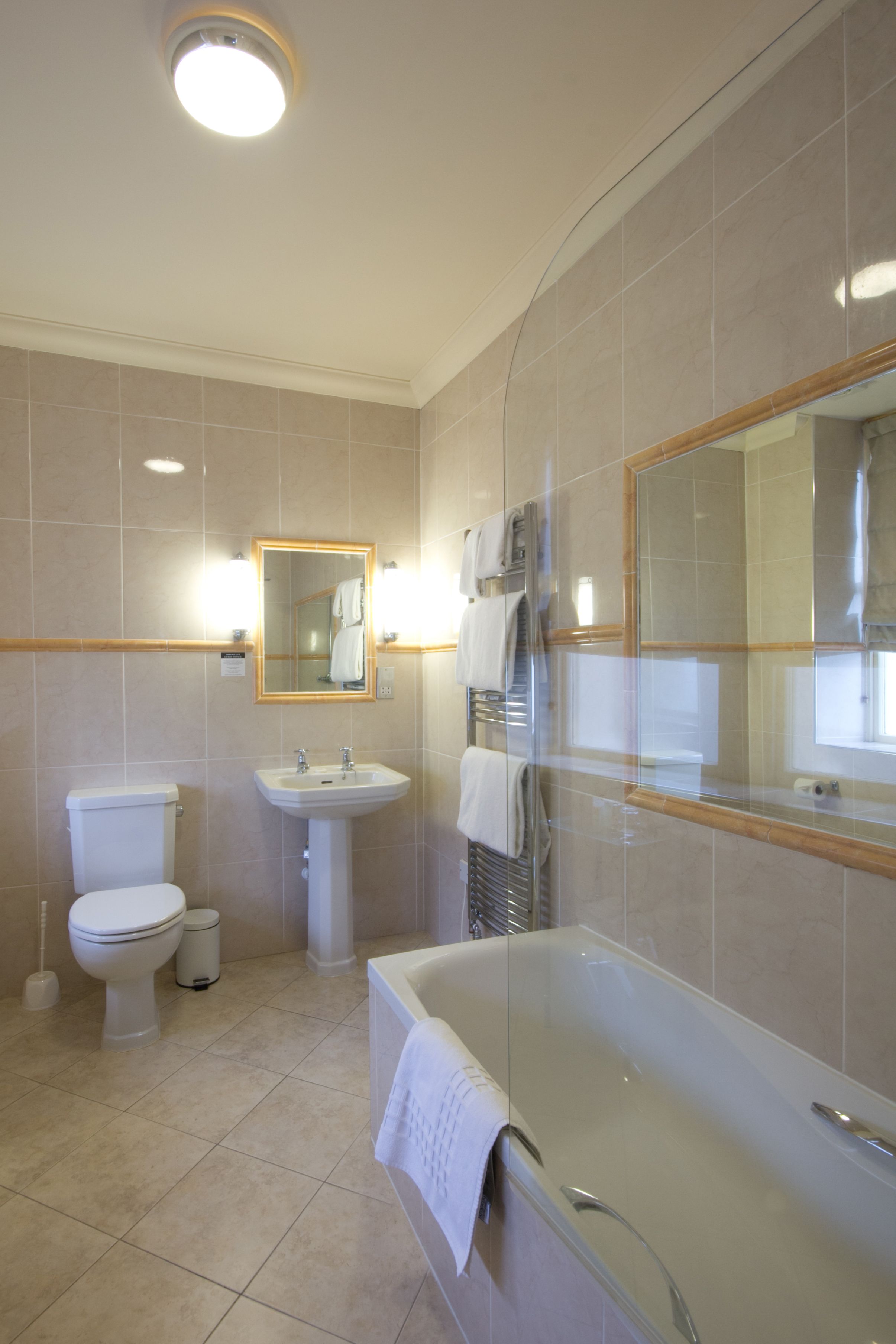 Photo - Imperial Hotel