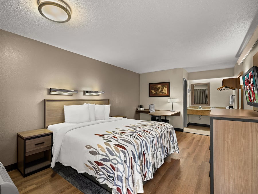 Habitación superior, 1 cama de matrimonio grande, no fumadores | Sistema de insonorización, cunas gratuitas, wifi gratis y ropa de cama