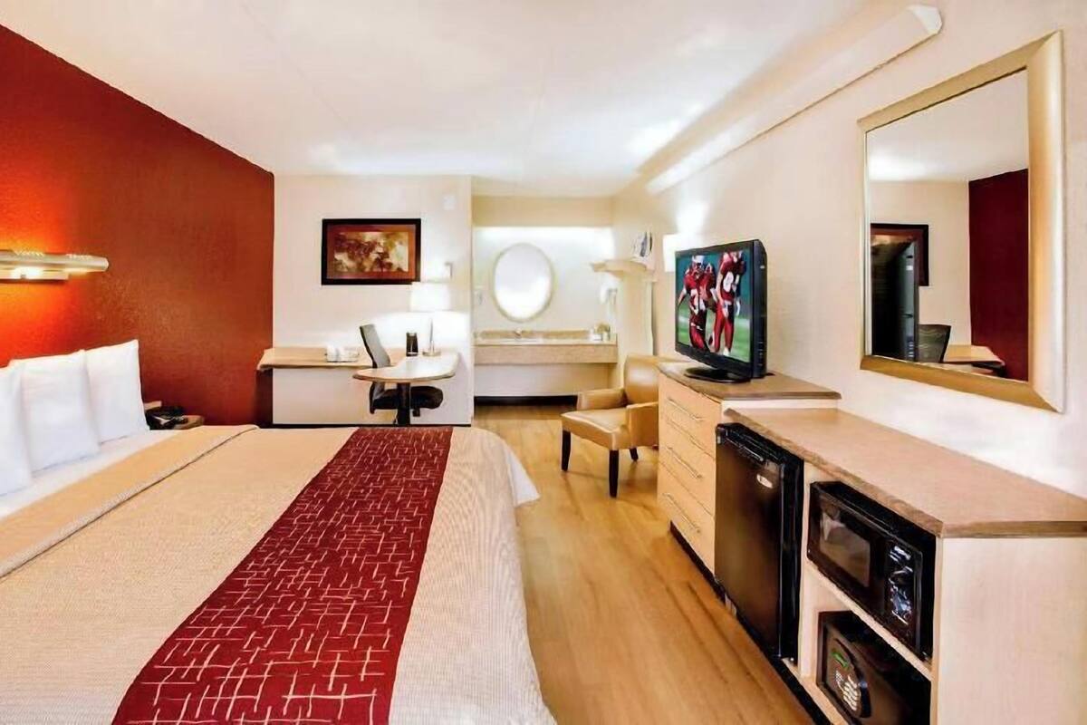 Soundproofing, free cribs/infant beds, free WiFi, bed sheets