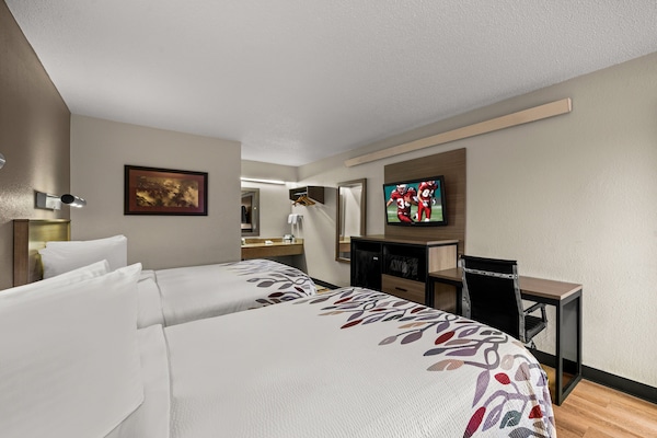 Soundproofing, cribs (free), WiFi (free), alarm clocks