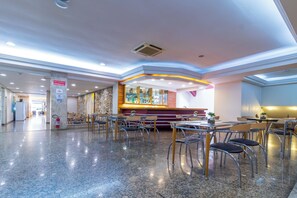 Desayuno buffet incluido todos los días