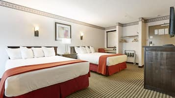 Ropa de cama de alta calidad, colchones con pillow-top y escritorio
