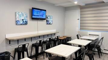 Ókeypis evrópskur morgunverður daglega