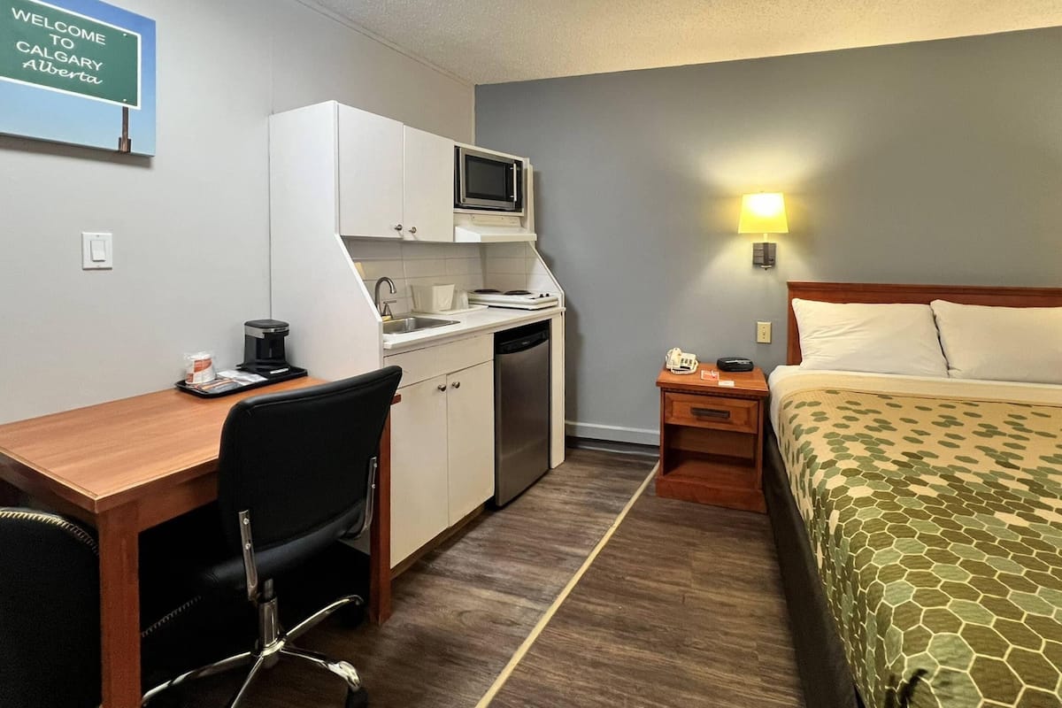 Efficiency, 1 grand lit, non-fumeurs | Wi-Fi gratuit, draps fournis