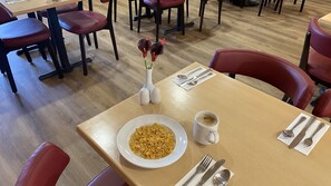 Daily English breakfast for a fee