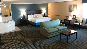 Suite, 1 King Bed, Non Smoking, Refrigerator (with Sofabed)