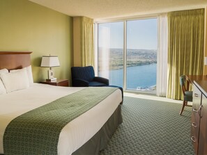 Room, 1 King Bed, River View