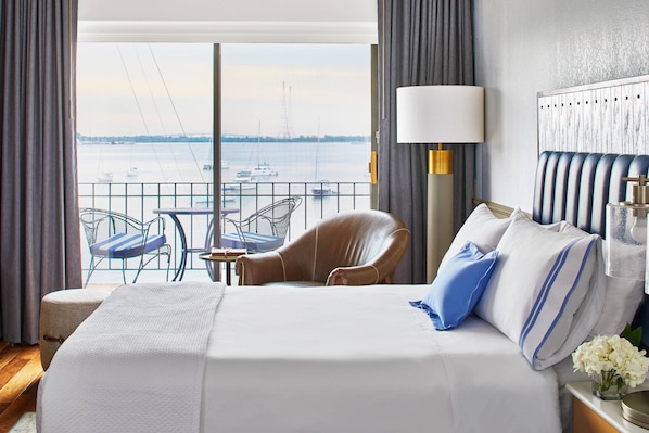 Chambre, 2 grands lits, balcon | Literie de qualité, couette en duvet, lit avec matelas à plateau-coussin