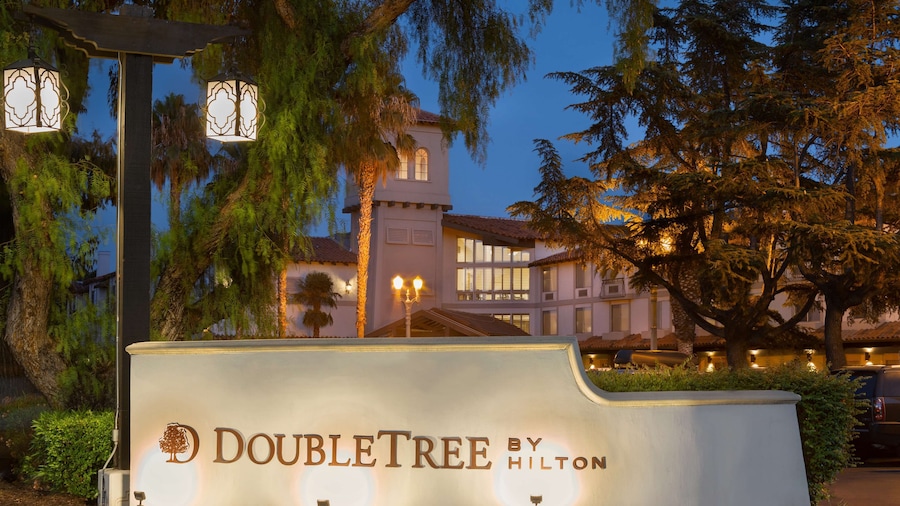 Doubletree by Hilton Campbell - Pruneyard Plaza