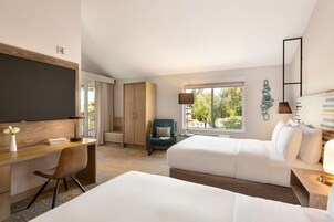 Roupas de cama premium, edredons de pluma, cofres nos quartos