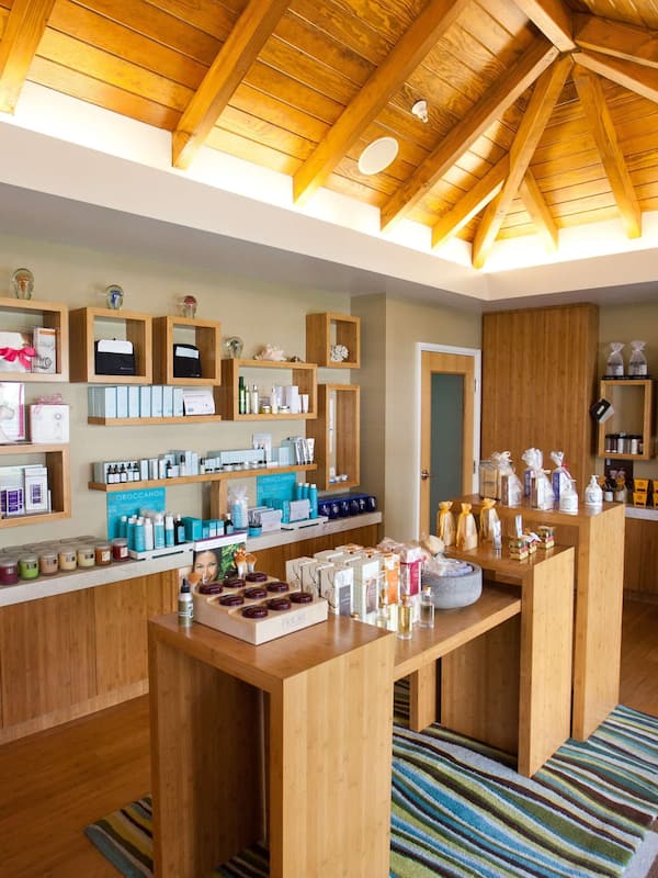 Couples treatment rooms, sauna, body treatments, aromatherapy