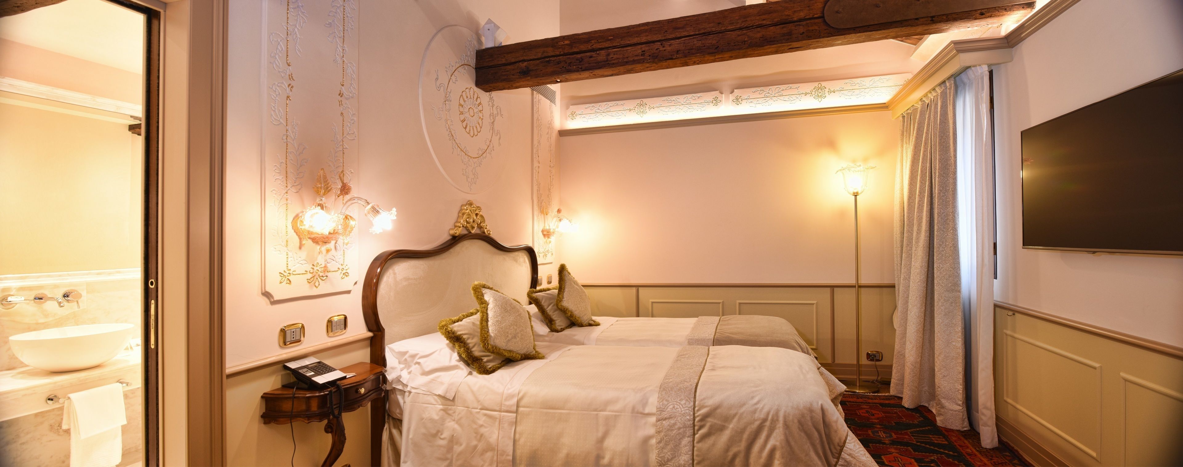 suite | egyptian cotton sheets, premium bedding, minibar, in-room safe