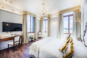 Suite con vista sul Grand Canal | Biancheria in cotone egiziano, biancheria da letto di alta qualità