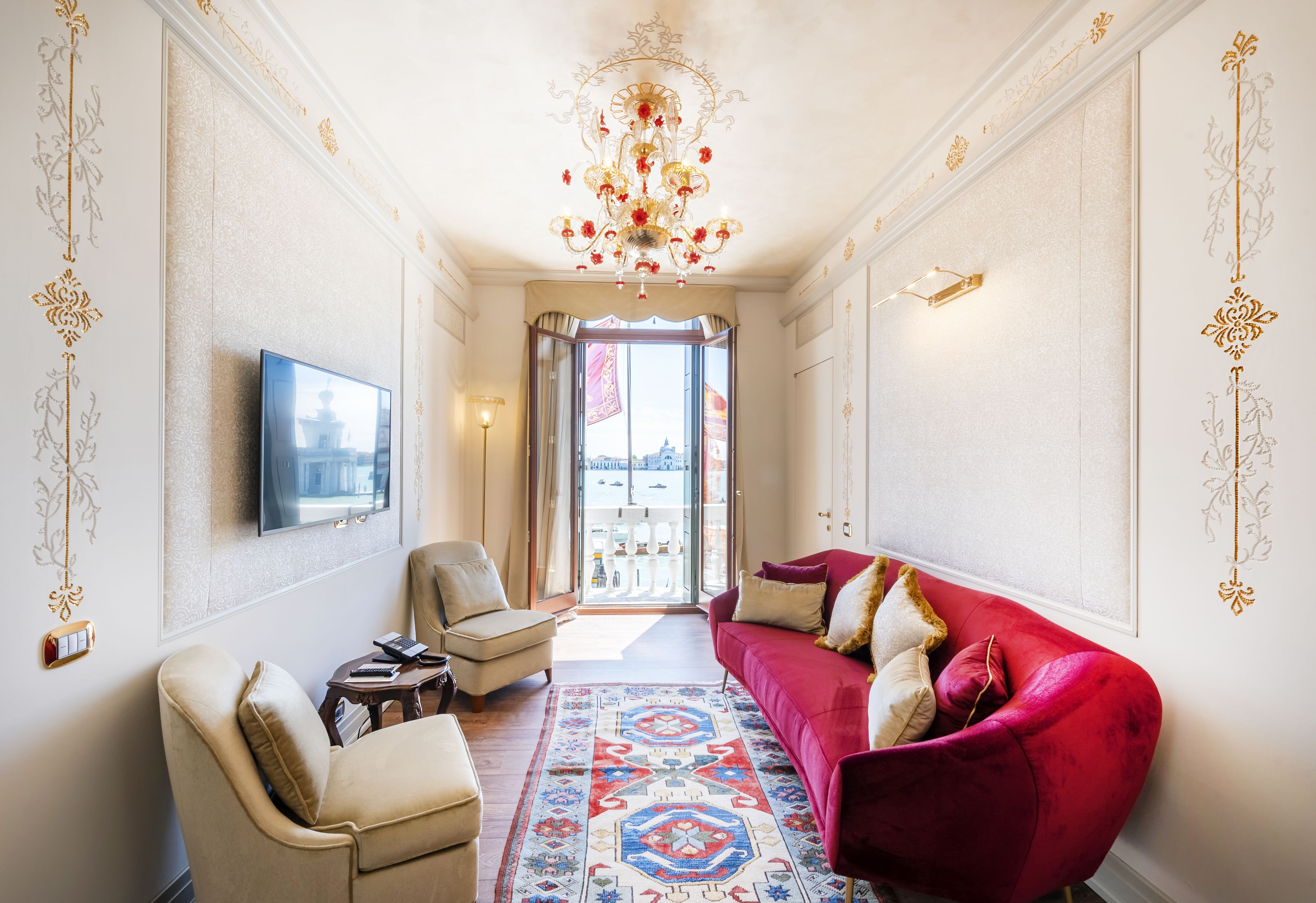 suite canal view | egyptian cotton sheets, premium bedding, minibar, in-room safe