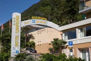 Entrada de la propiedad