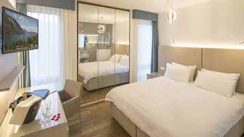 Standard dubbelrum - 1 queensize-säng | 1 sovrum, sängtillbehör av högsta kvalitet, duntäcken och minibar