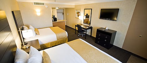 1 bedroom, desk, laptop workspace, blackout drapes