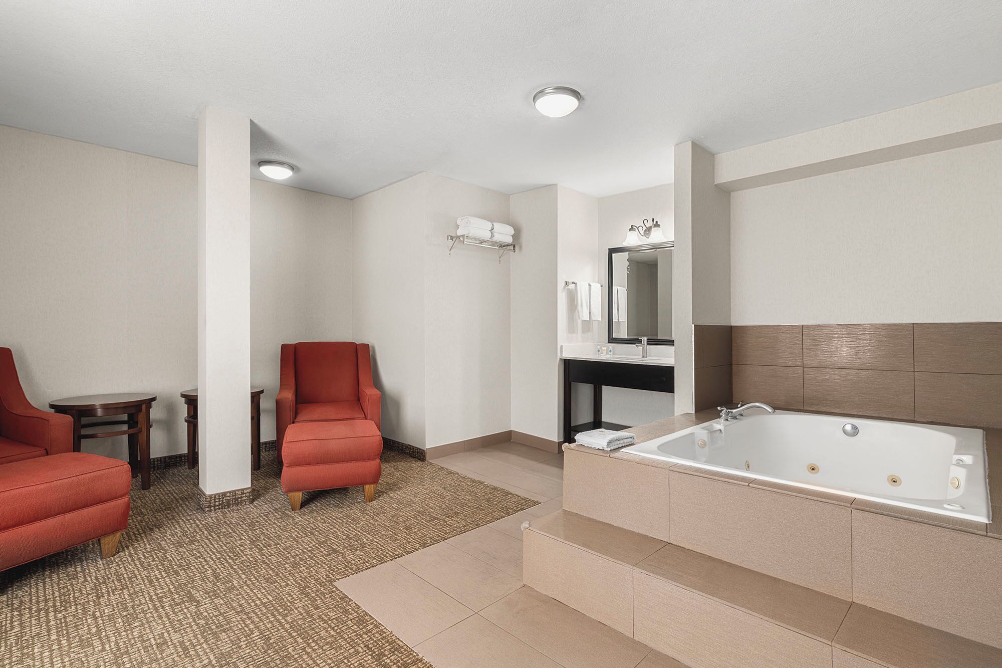 Photo - Comfort Inn & Suites Vancouver Downtown City Center