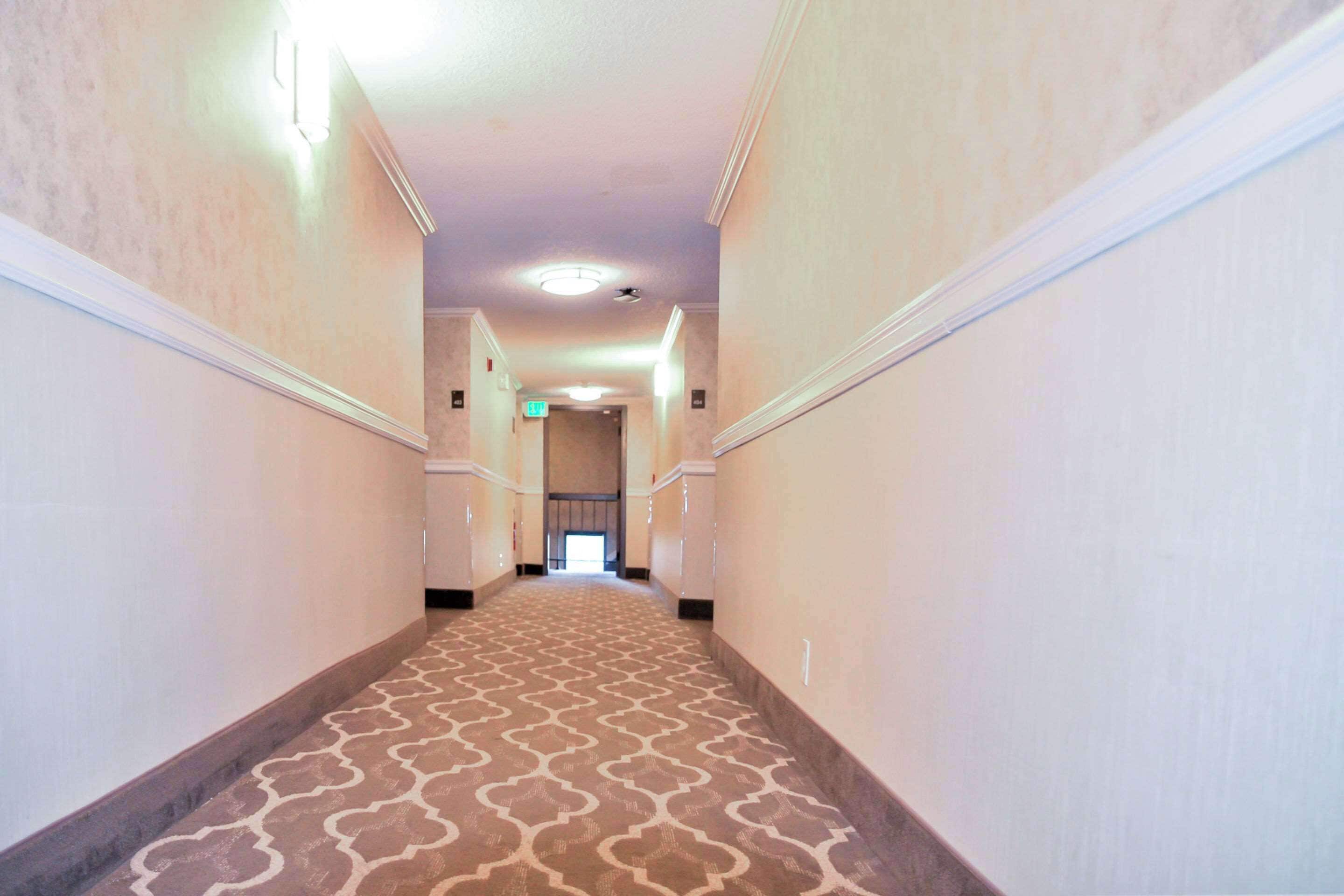 Photo - Comfort Inn & Suites Vancouver Downtown City Center