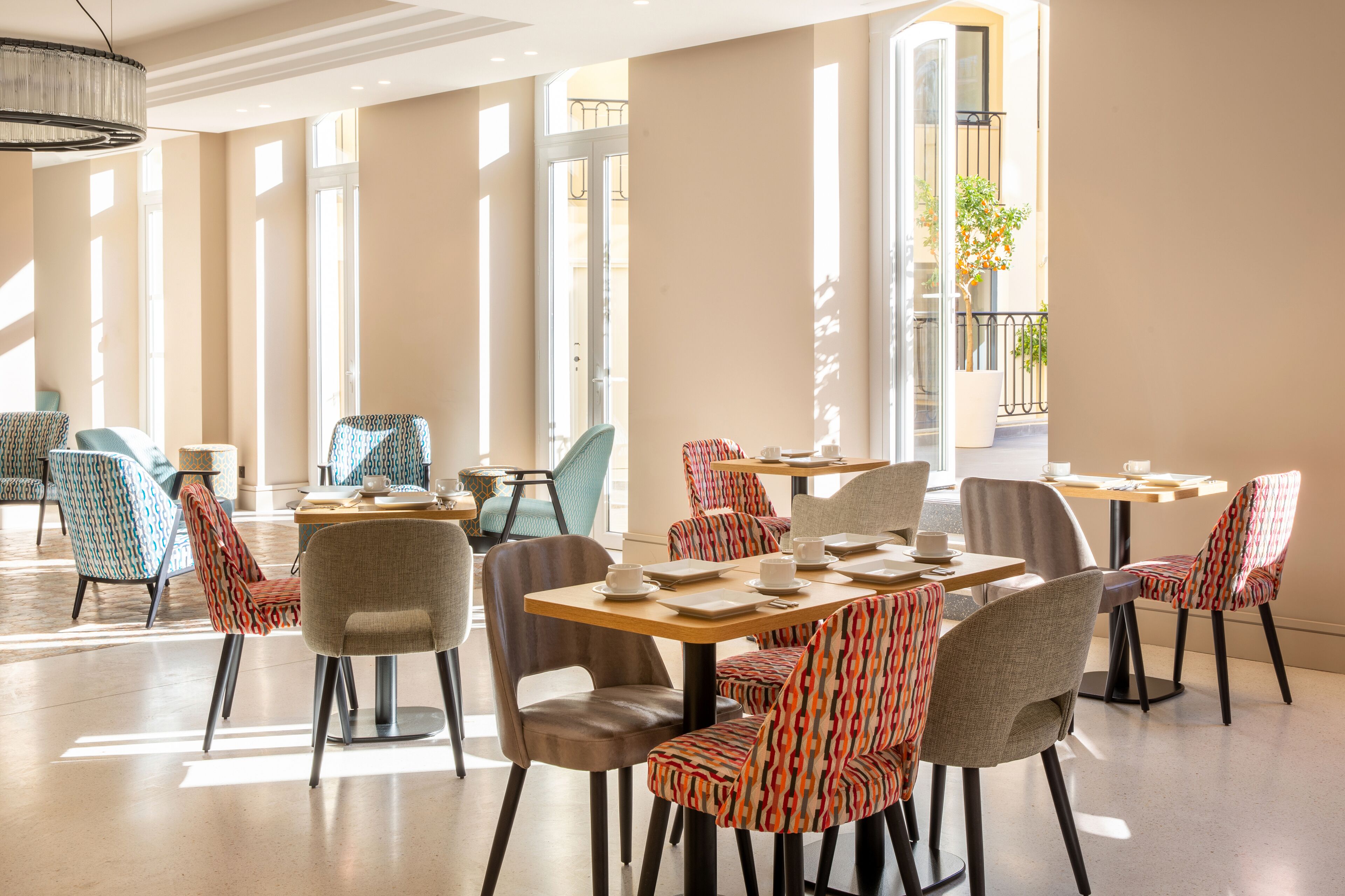 daily buffet breakfast (eur 22 per person)