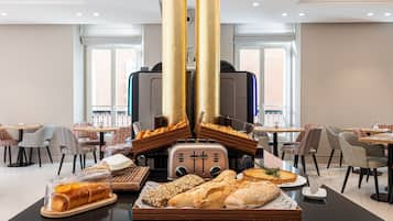 Daily buffet breakfast (EUR 20 per person)