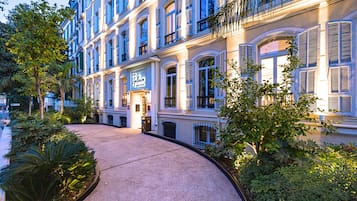 Front of property – evening/night