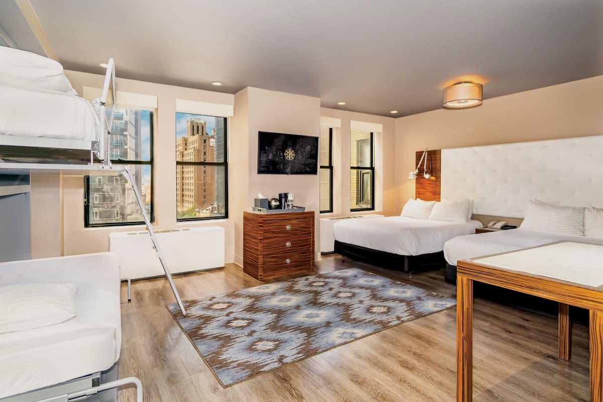 Family Room | Egyptian cotton sheets, premium bedding, down comforters, pillowtop beds