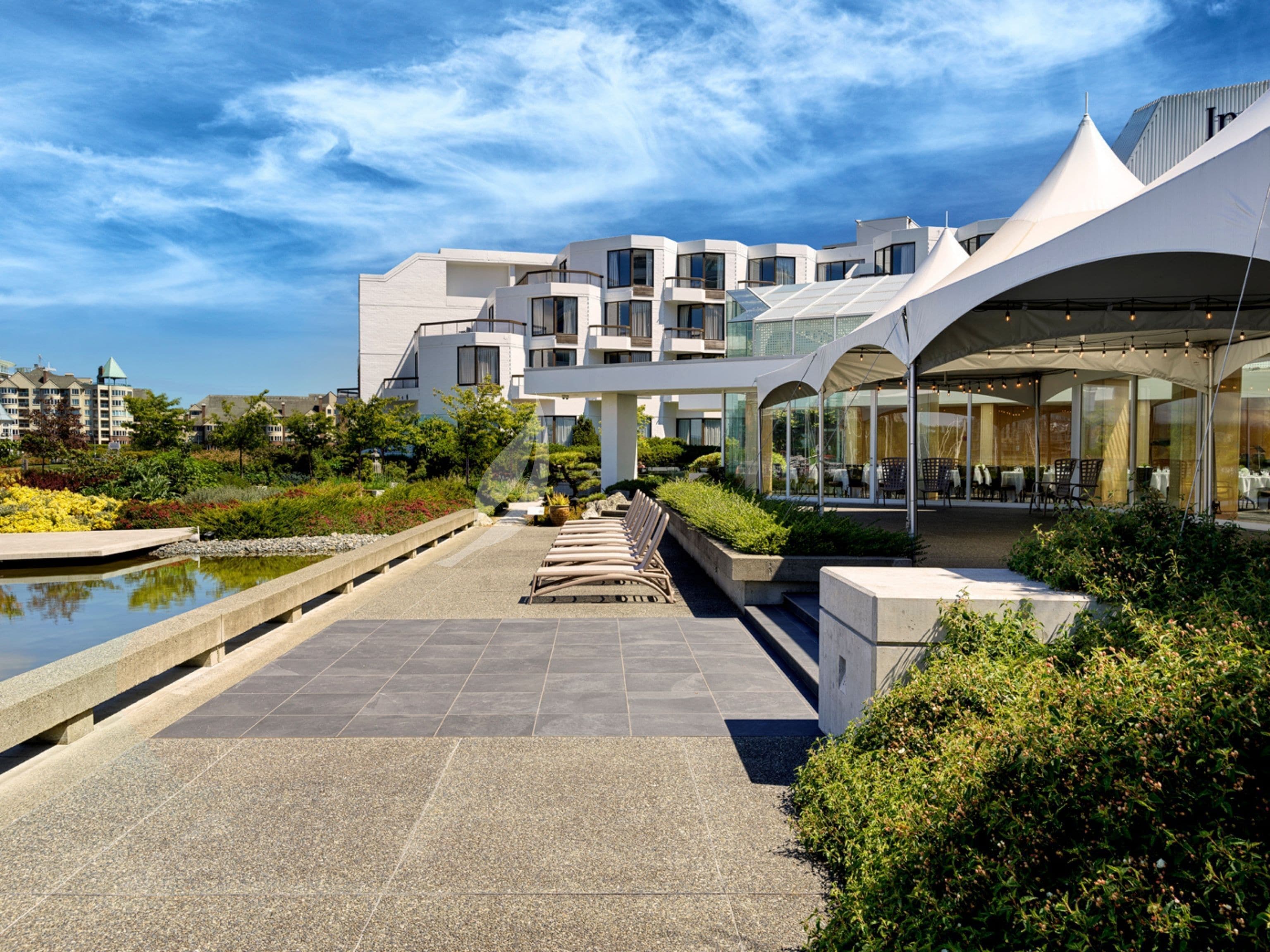 Photo - Inn at Laurel Point