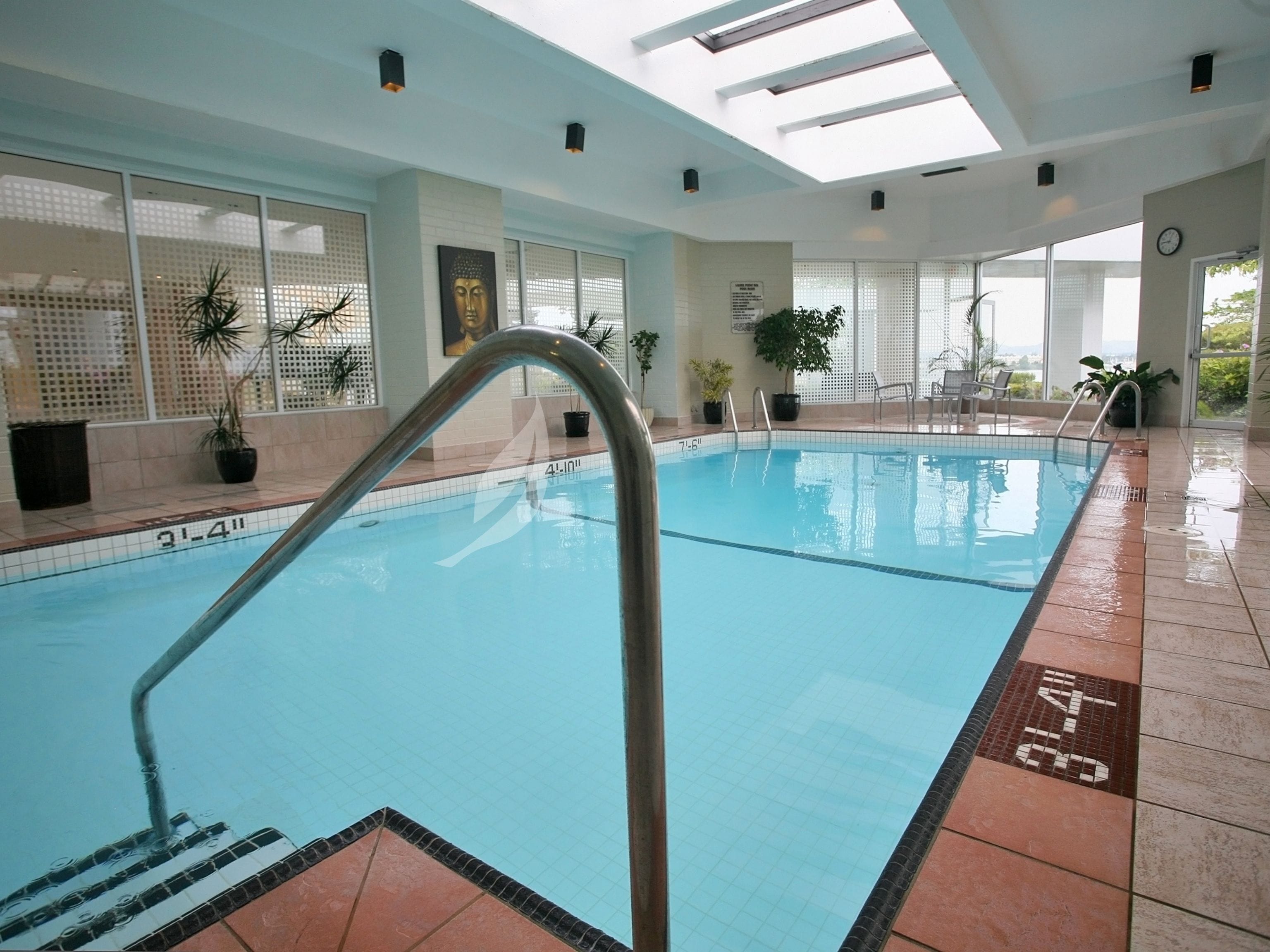 Una piscina techada