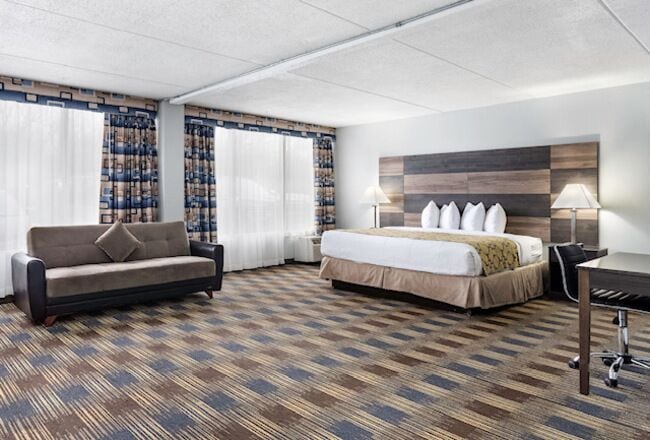 Photo - Baymont by Wyndham - Chicago - Addison - O'Hare