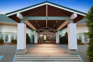 Exterior - Days Inn by Wyndham Shelburne/Burlington (Shelburne)