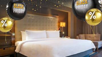 Deluxe Room EXPEDIA | Premium bedding, in-room safe, desk, blackout drapes