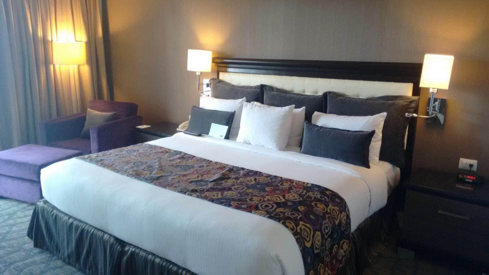 Premium bedding, in-room safe, desk, blackout drapes