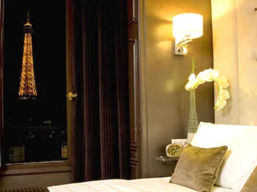 Suite (Eiffel) | View from room